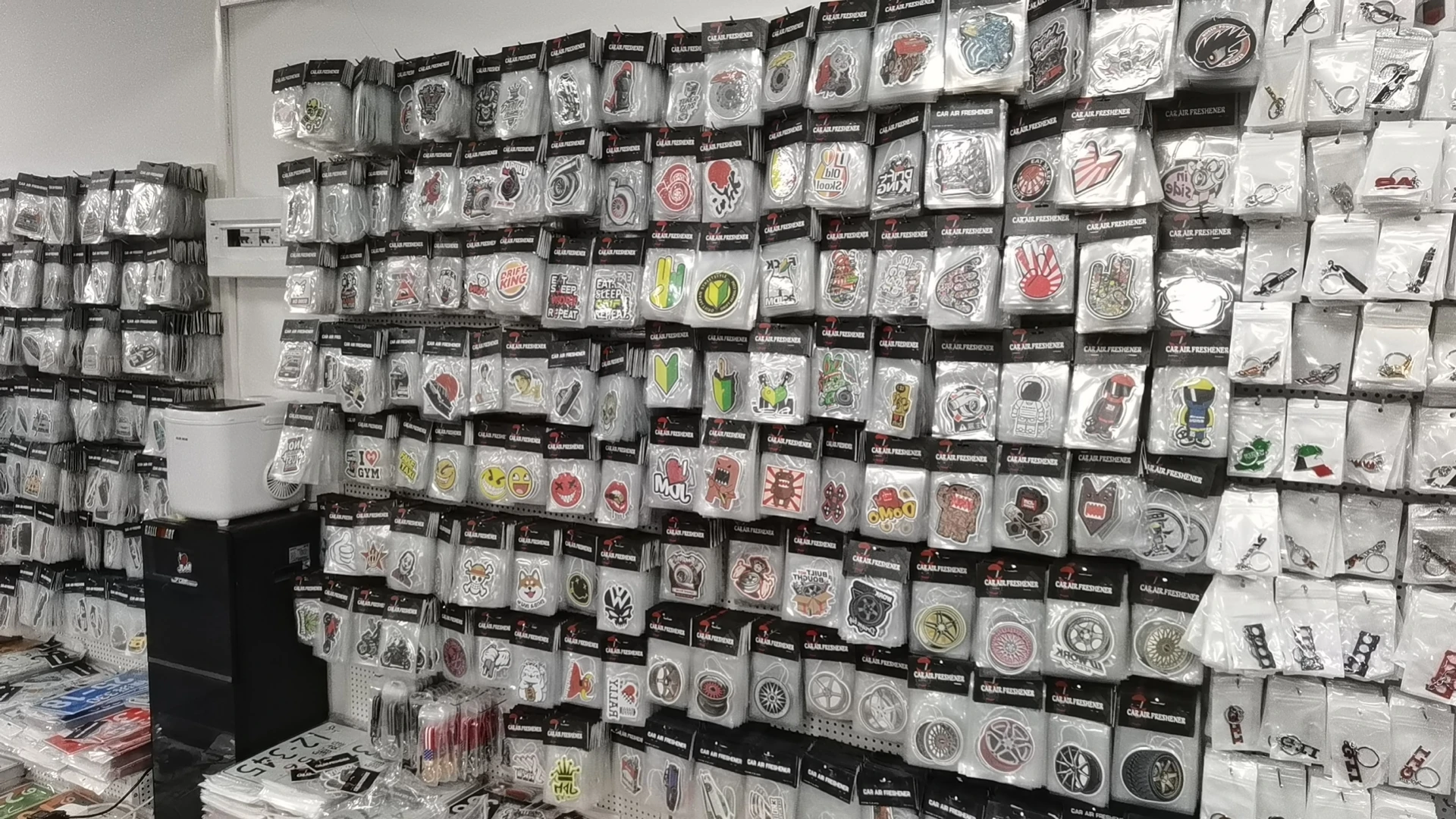 Custom Car Air Freshener for Cars Fragrance Luxury Hanging JDM Luxury Car Smell Deodorant Paper Air Fresheners