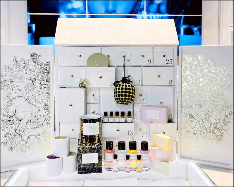 Drawer Makeup Skincare Advent Calendar Box Packaging Double Door Custom Brand Perfume Lipstick Christmas Calendar 24 Box
