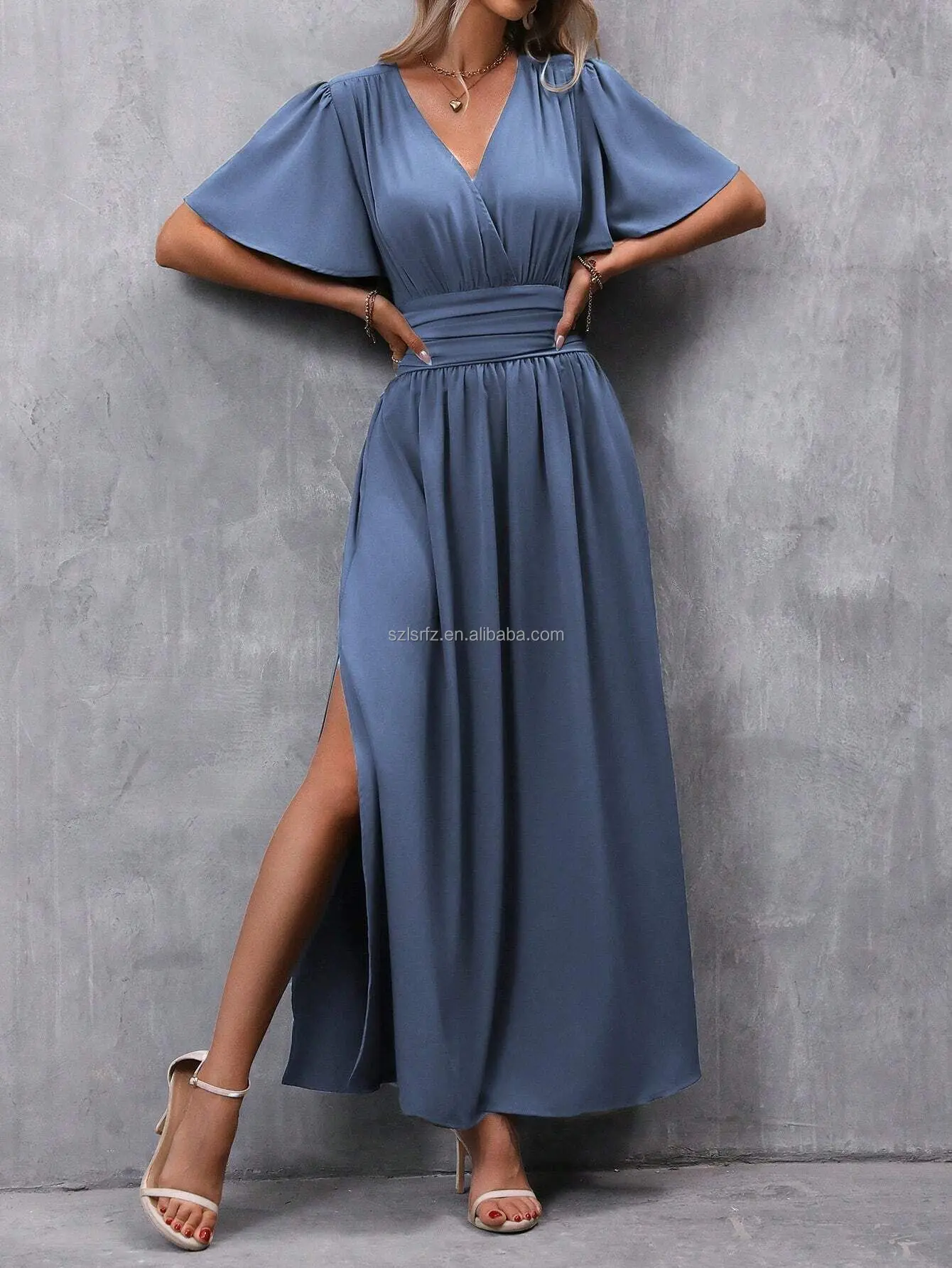 Instagram New Summer 2024 Elegant and Generous Deep V-neck Design Two Side Slit Pleats and Waist Cinching Long Dress