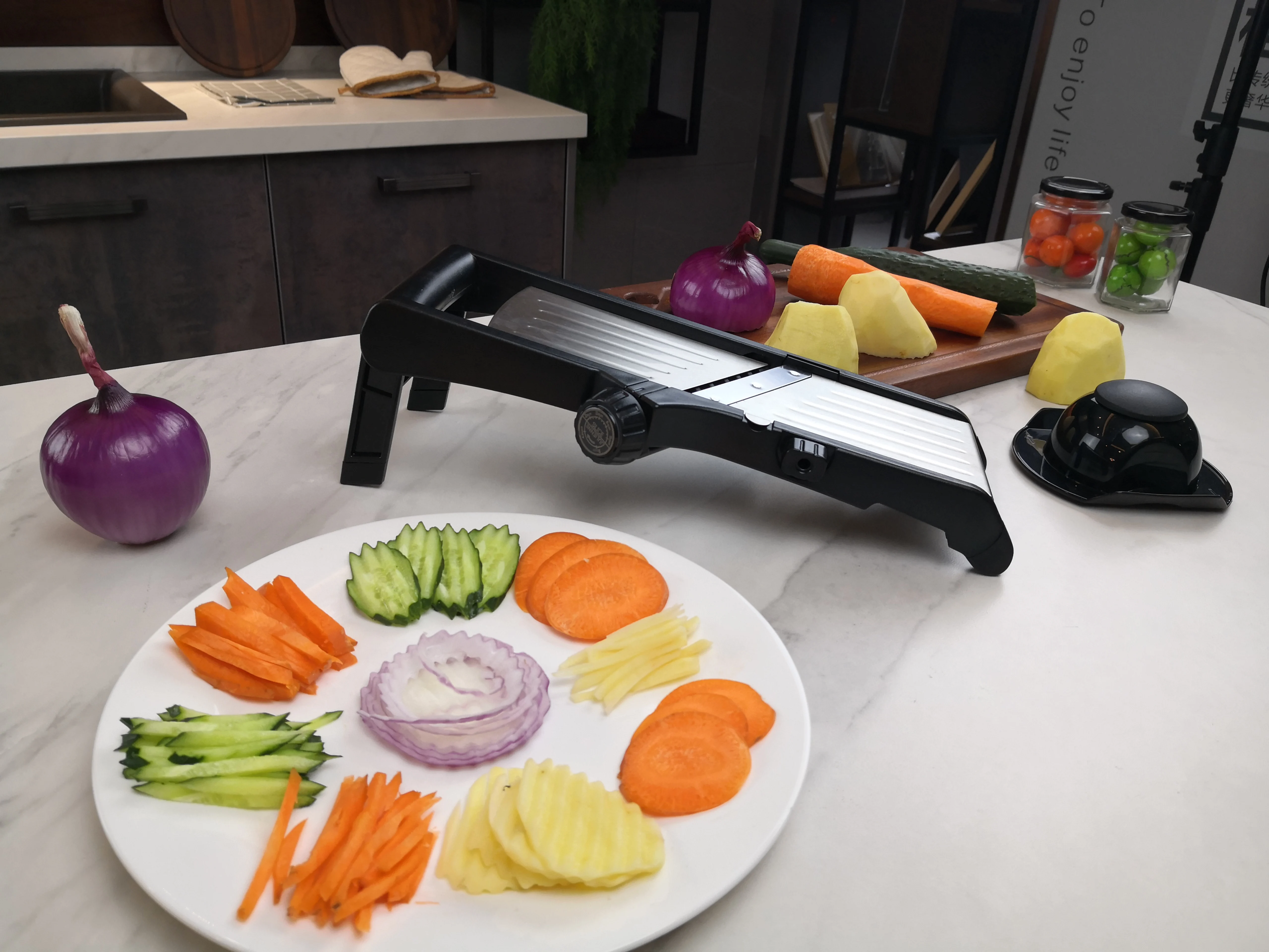 GT-S082  Professional Hand Operation Adjustable  4 in 1  potato  Slicer