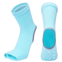 2021 Hot Selling Middle Tube Yoga Socks For Women Non-slip Split Toe Sock Five Finger Yoga Dance Socks