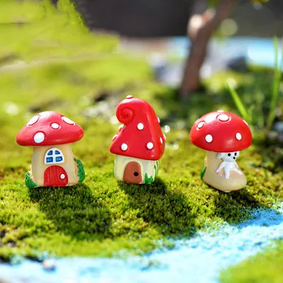 Mini Cute Resin Micro Landscape Decoration Garden Decor Miniatures Mushroom Decor Resin Mushroom