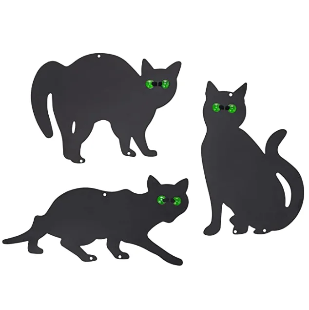 
Garden Scare Cats Pest Control Outdoor Statues with Reflective Eyes (Set of 3) 
