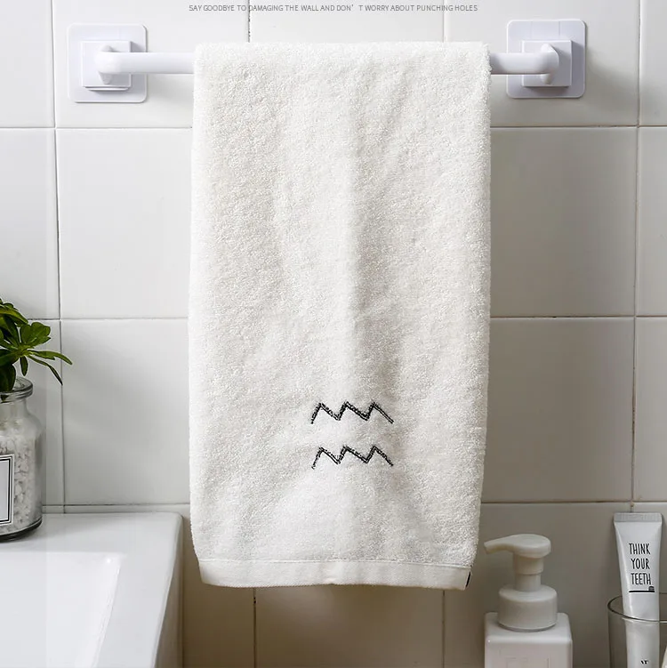 Nordic simple towel rack, bathroom single bar towel rack