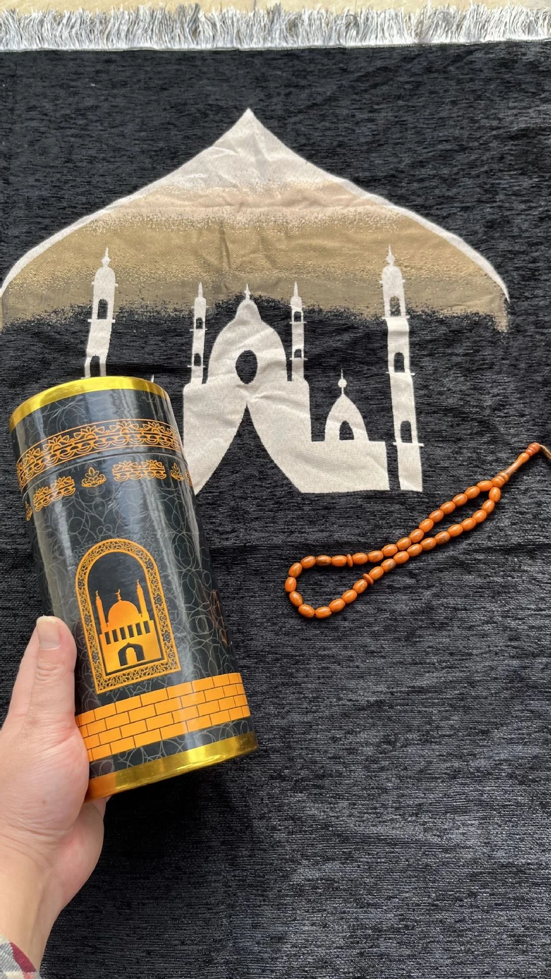 Portable travel prayer mats islamic carpet prayer rugs gift set for Middle East market