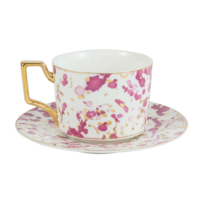 Европейские роскошные расписные золотые керамические чашки и блюдца с изображением настоящего золота, наборы арабских чашек с блюдцами, золотые чашки с ободком, оптовая продажа