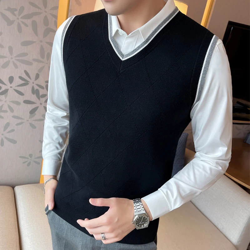 Low Moq Custom Autumn Winter V Neck Sleeveless Thick Warm Soft Cotton Pullover Man Fashion Sweaters From Manufacturer