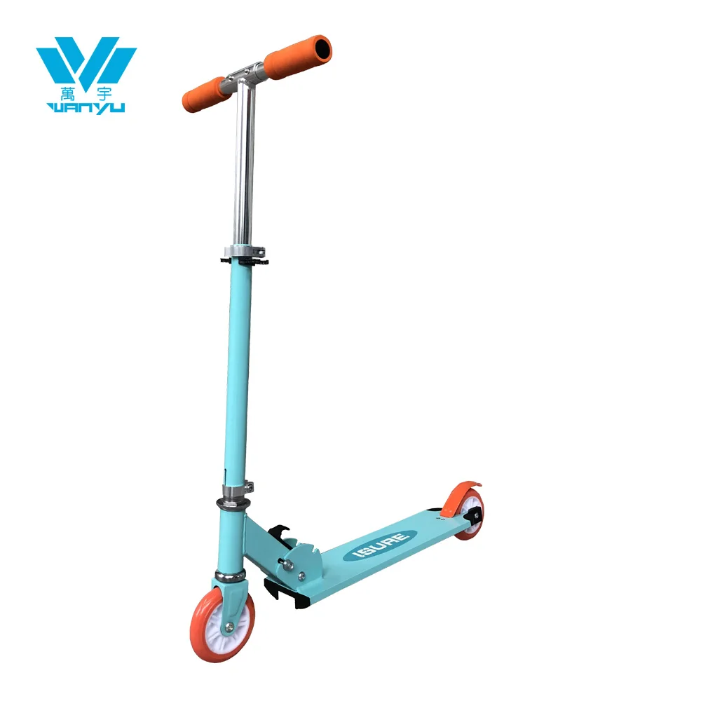 new design customizable high quality 95mm PU wheels kids toy scooter
