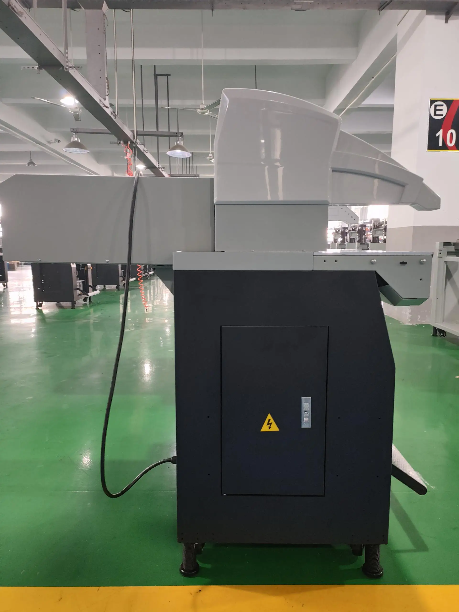 Boway 530mm Automatic Hydraulic Paper Cutting Machine A4size R5310 with good quality