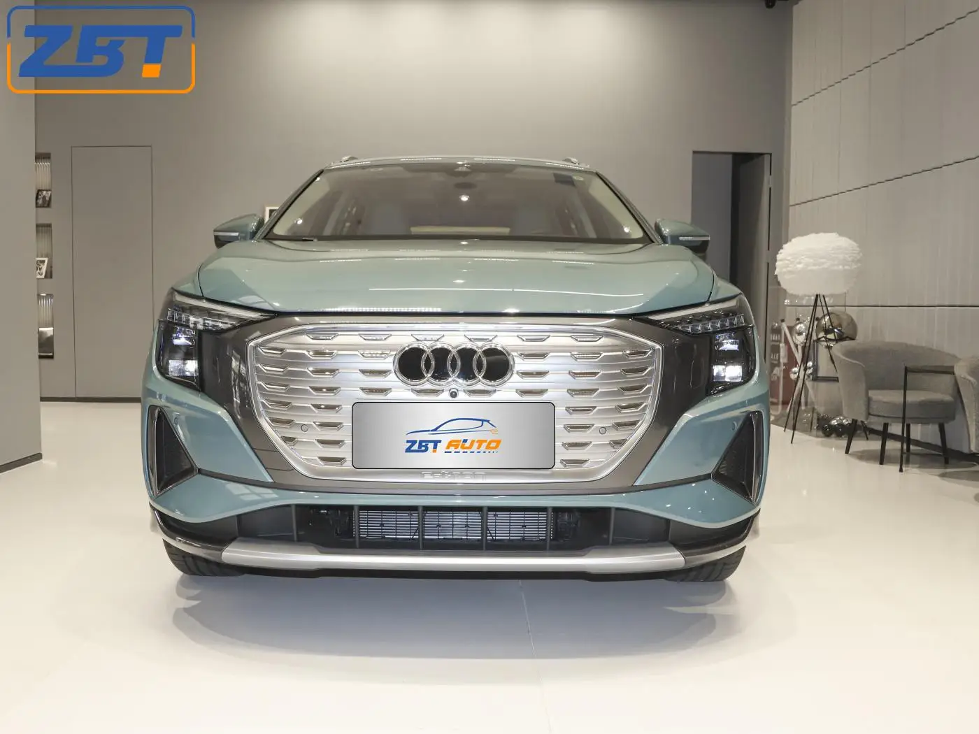 Сделано в Китае Nedc 520 км 560 электрический бесщеточный Автомобильный Автомобиль Q5 E-Tron Интеллектуальный компактный автомобиль с английским меню