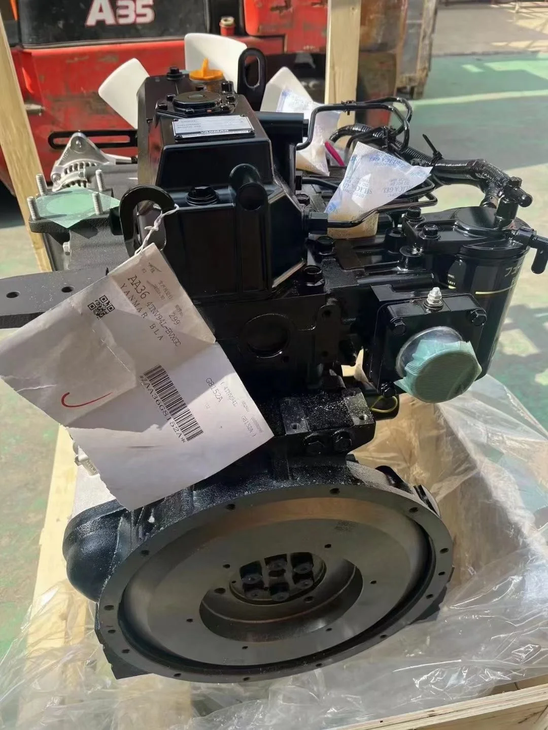 Fast delivery 4TNV94  Diesel Engine 35.5KW Yanmar  4TNV94 Engine For Excavator