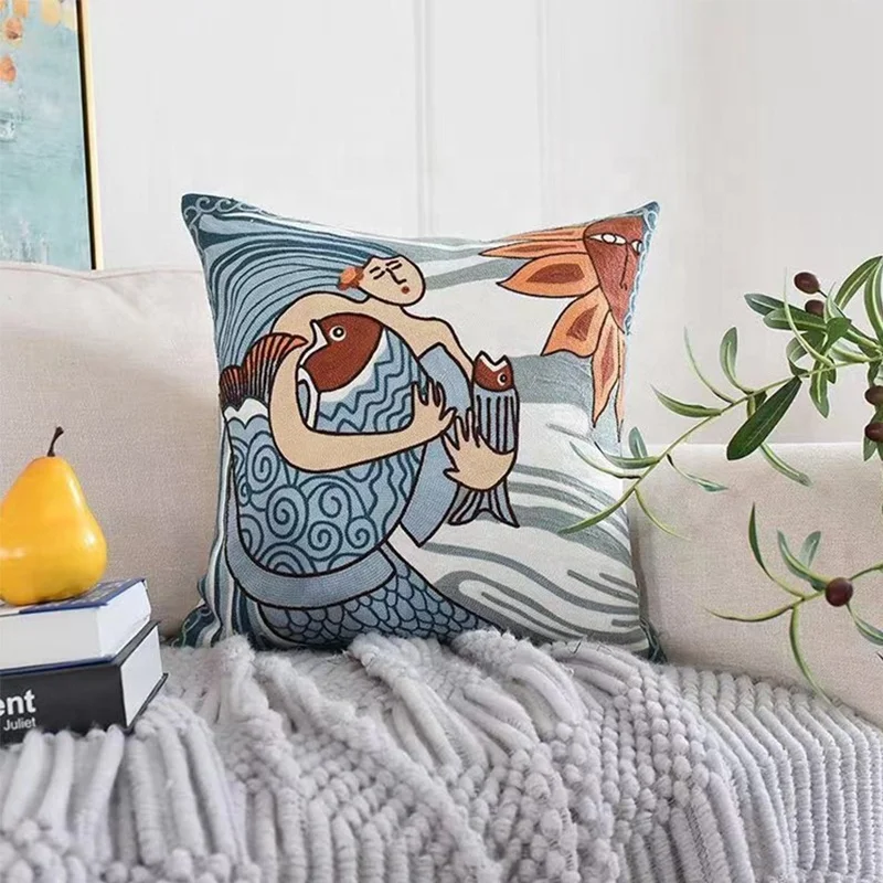 Wholesale Woman Sublimation Self Portrait Embroidery Designer Decorative 100% Cotton Cushion Covers