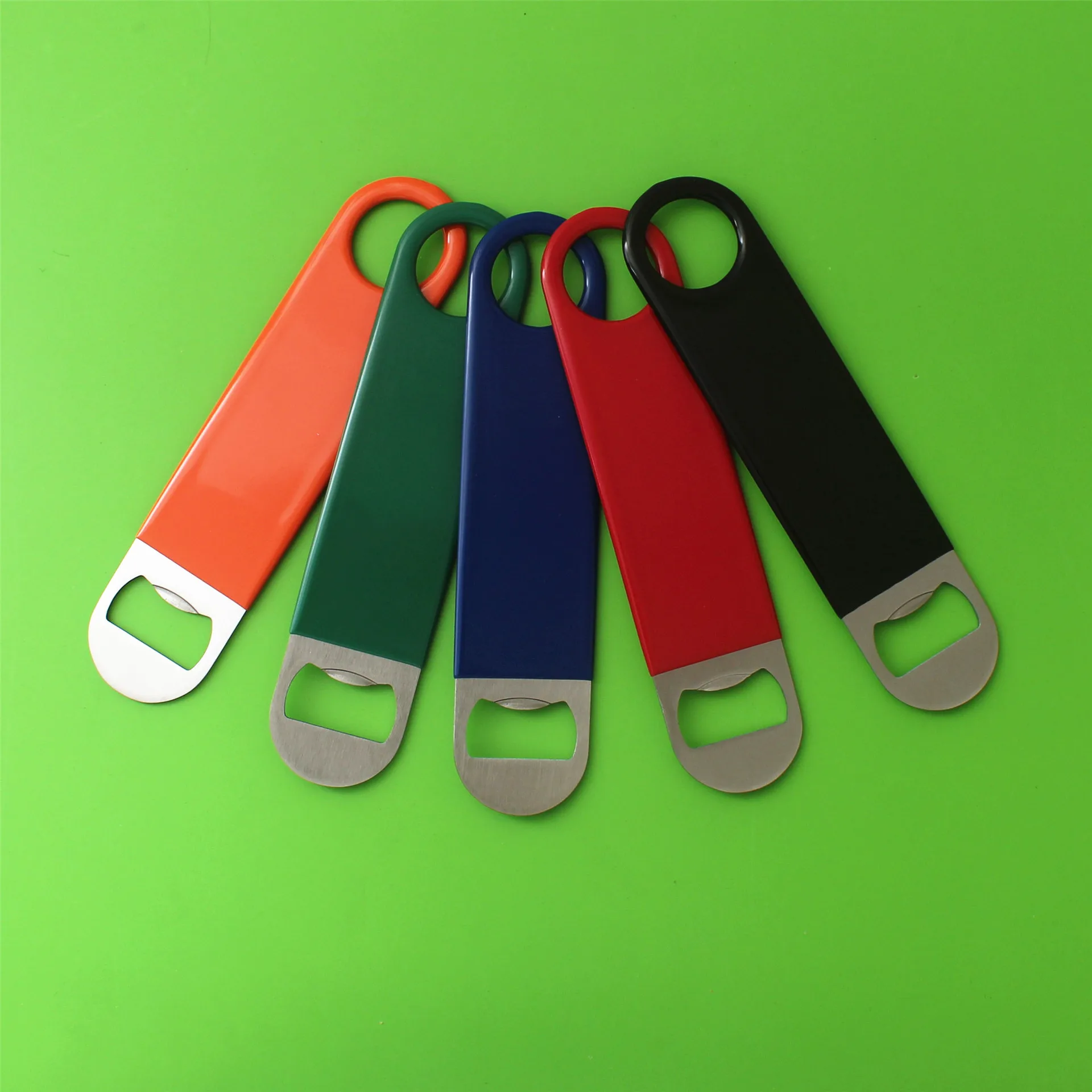 Custom Logo Bar Beer Bottle Wood Bottle Opener Key Chain Personalised Lid Bottle Opener Keychain