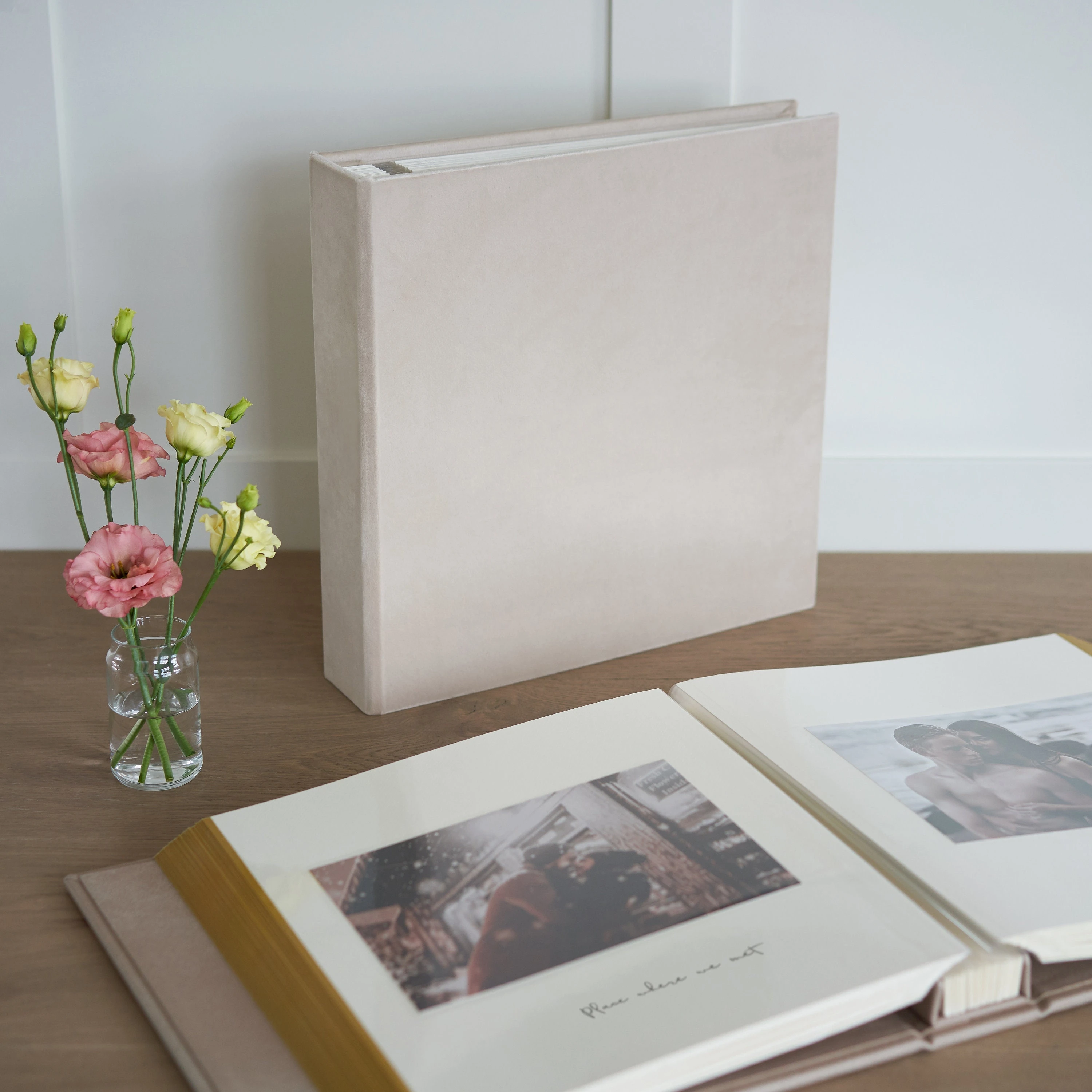 Custom Printing Large Wedding Velvet Self-adhesive Album Family Photo Album Travel Book  Anniversary Scrapbook