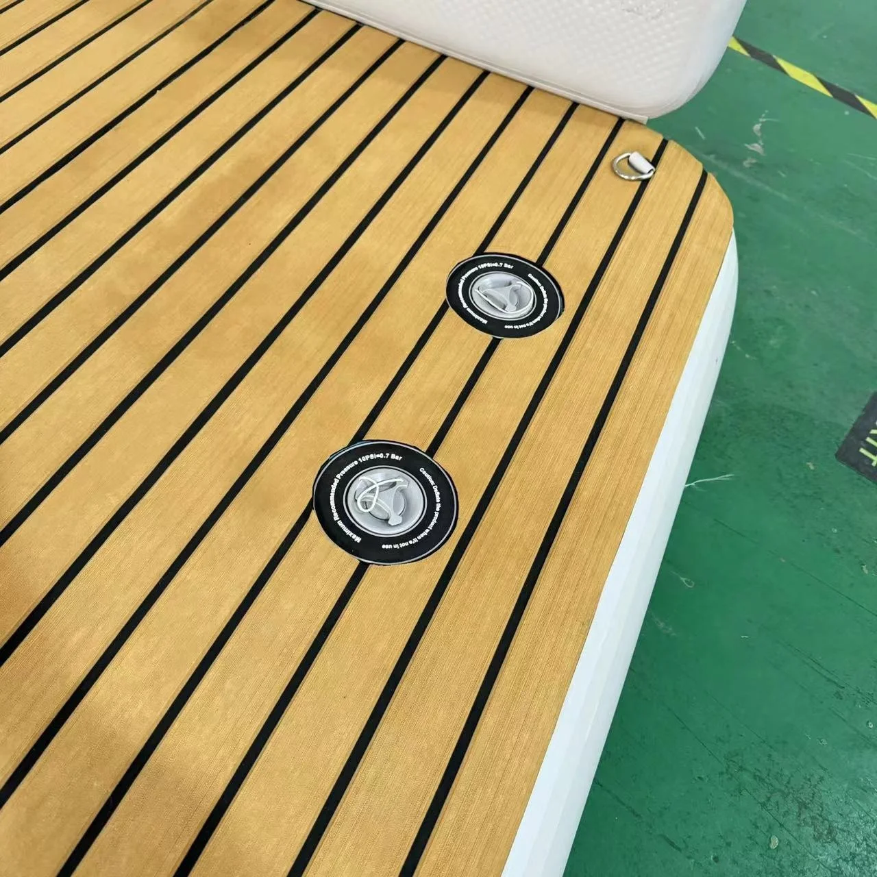 Factory Wholesale y-shape Boat Water Inflatable Floats Motorboat Dock Platform Yacht Dock Island Platform