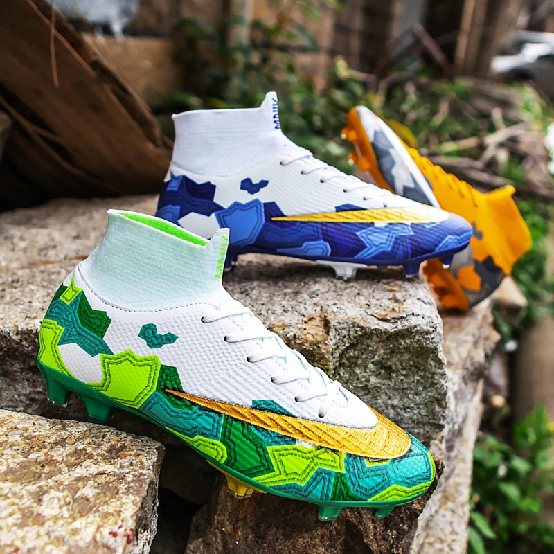 Hot Sale High Ankle Professional Training Outdoor Boy Spike Soccer Shoes FG CR7 Superfly Football Shoes