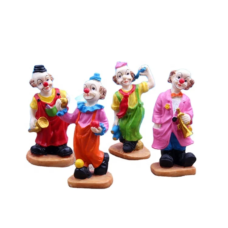 Joker Clown Figurine (3).jpg