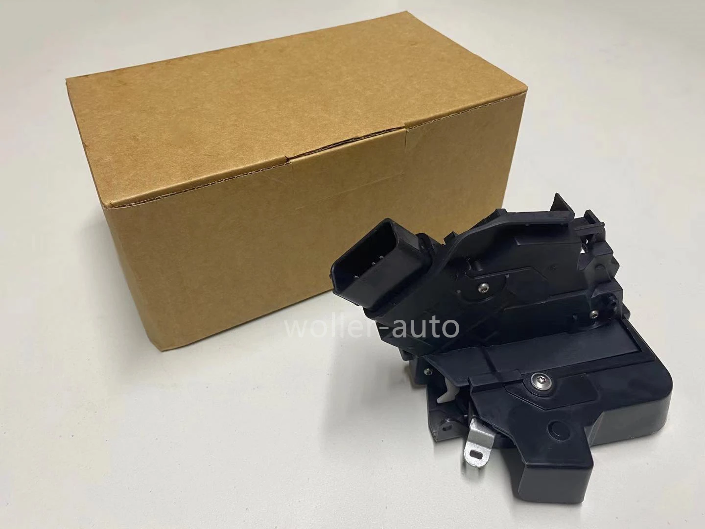 Rear Right Door Lock Actuator For Range Rover Sport Evoque Discovery OEM LR011304 LR077830 LR091347