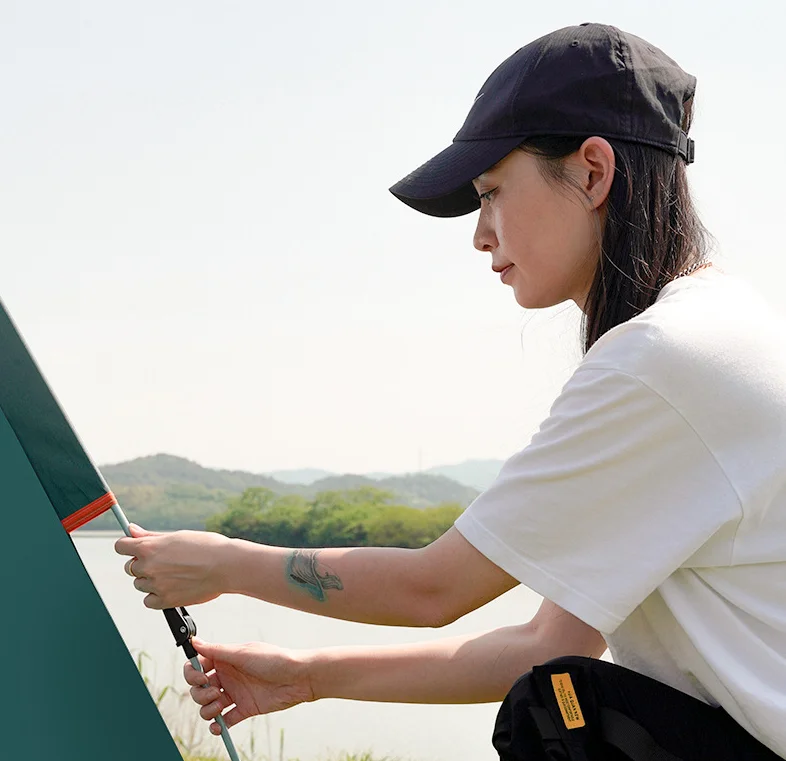 Manufactory Direct Rooftop 210*210*140Cm Big Luxury Easy Set Up Tent For Camping