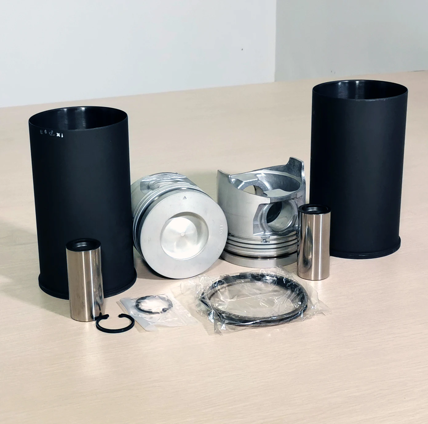 Hot Selling Excavator Engine Part Isuzu 6WG1 6BG1 6BD1 6HK1 Cylinder Liner Kit