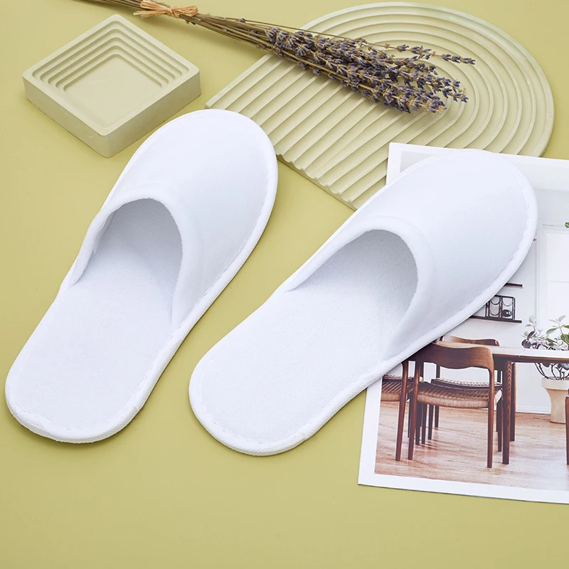 Custom Logo White Velvet Disposable Hospital Wedding Travel Hotel Bathroom SPA Slippers For Guests