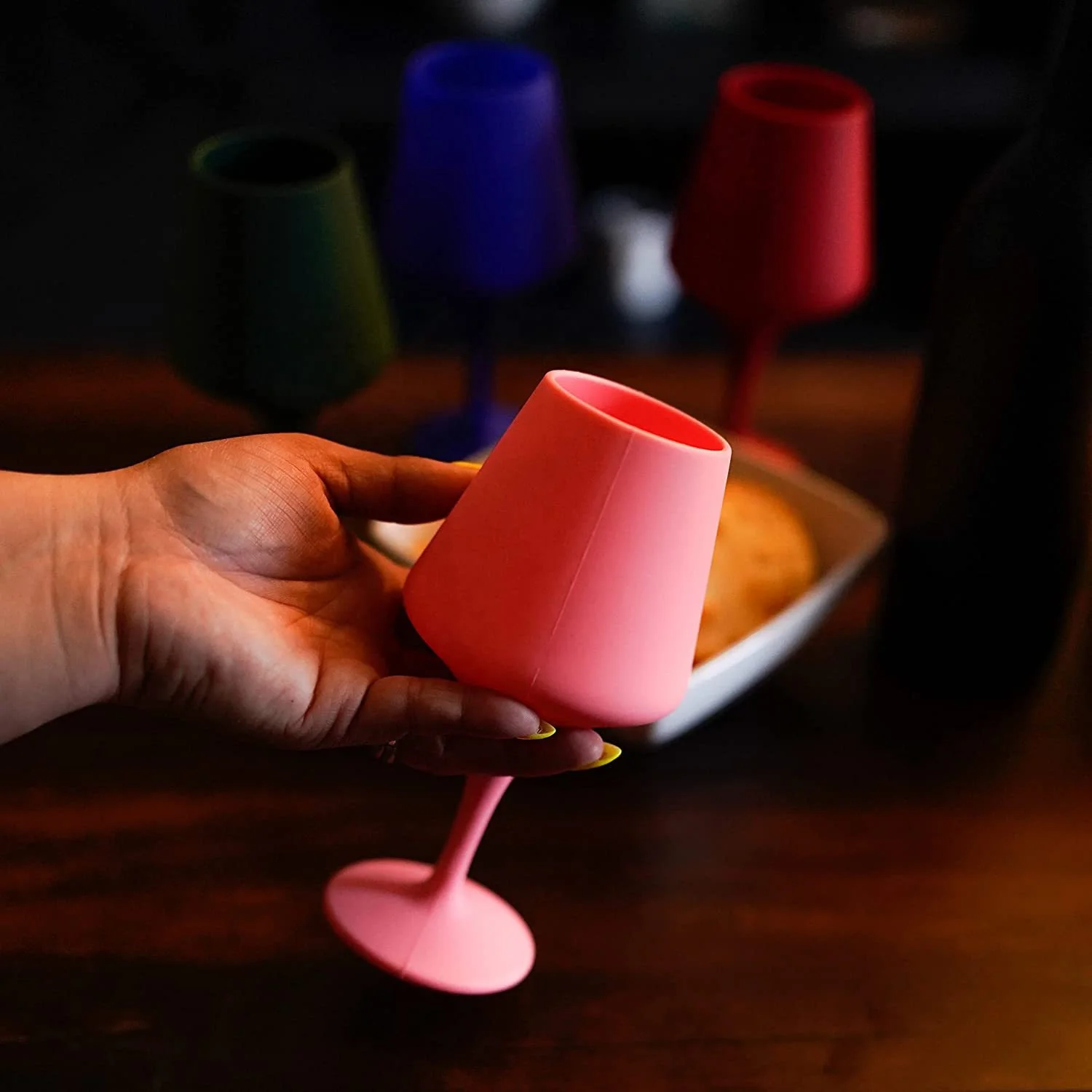 Jinke Wholesale Custom Silicone Anti-Fall Unbreakable Blue Green Red Pink Wineglasses Cup Reusable Stemmed Silicone Wine Glasses