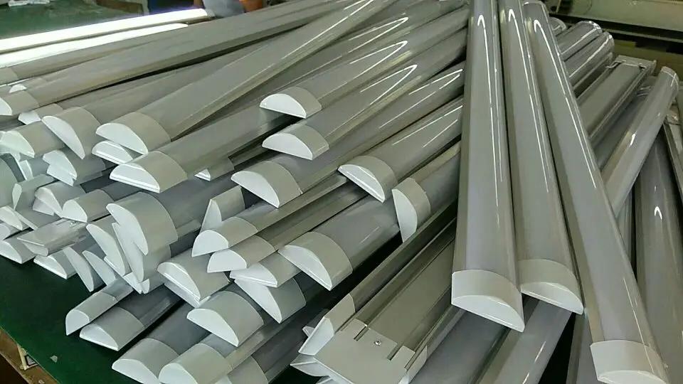  Оптовая продажа алюминиевых светодиодных ламп batten 120 см 54 Вт по заводской