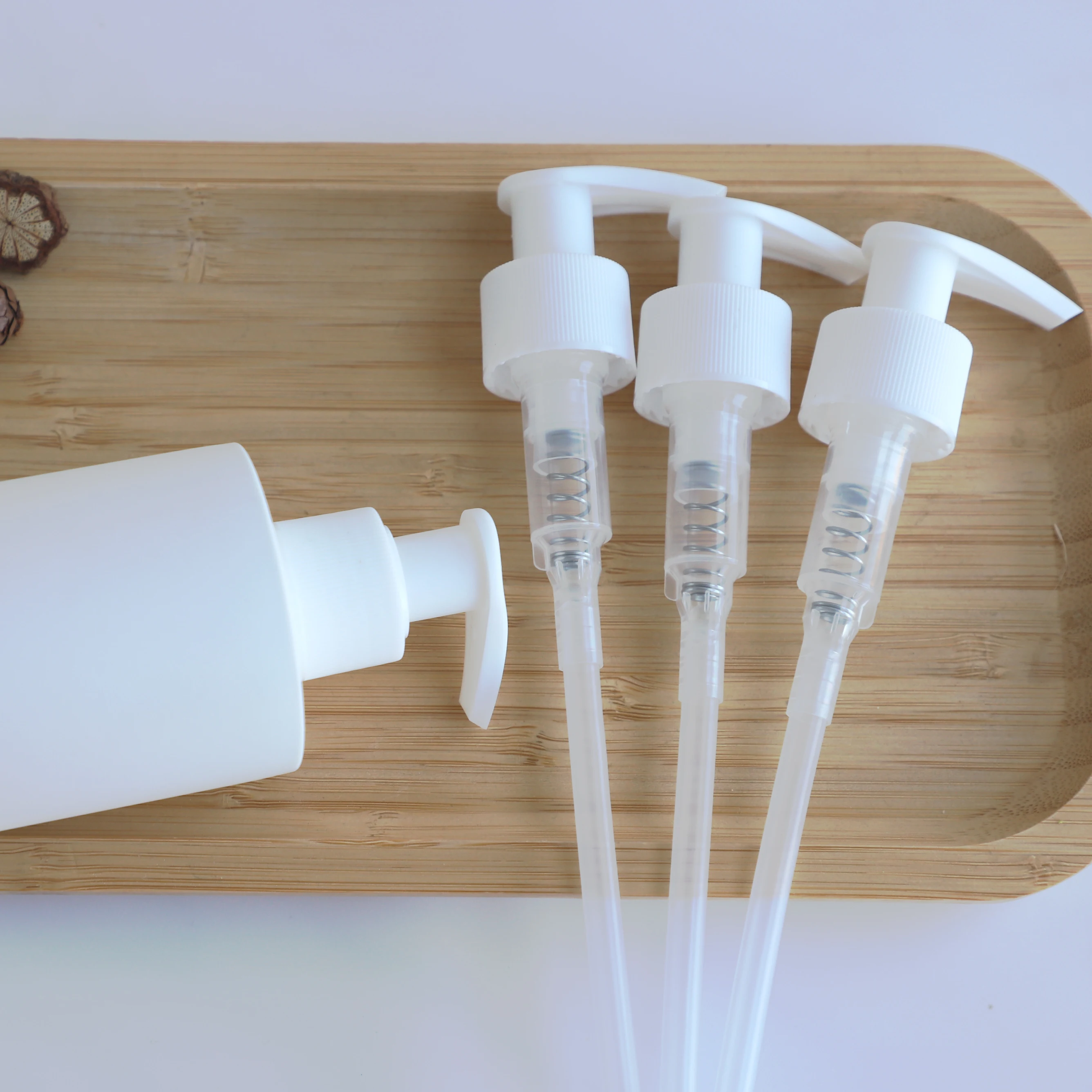 In Stock 24 410 White Plastic Lotion Pump Shampoo Dispenser Pump