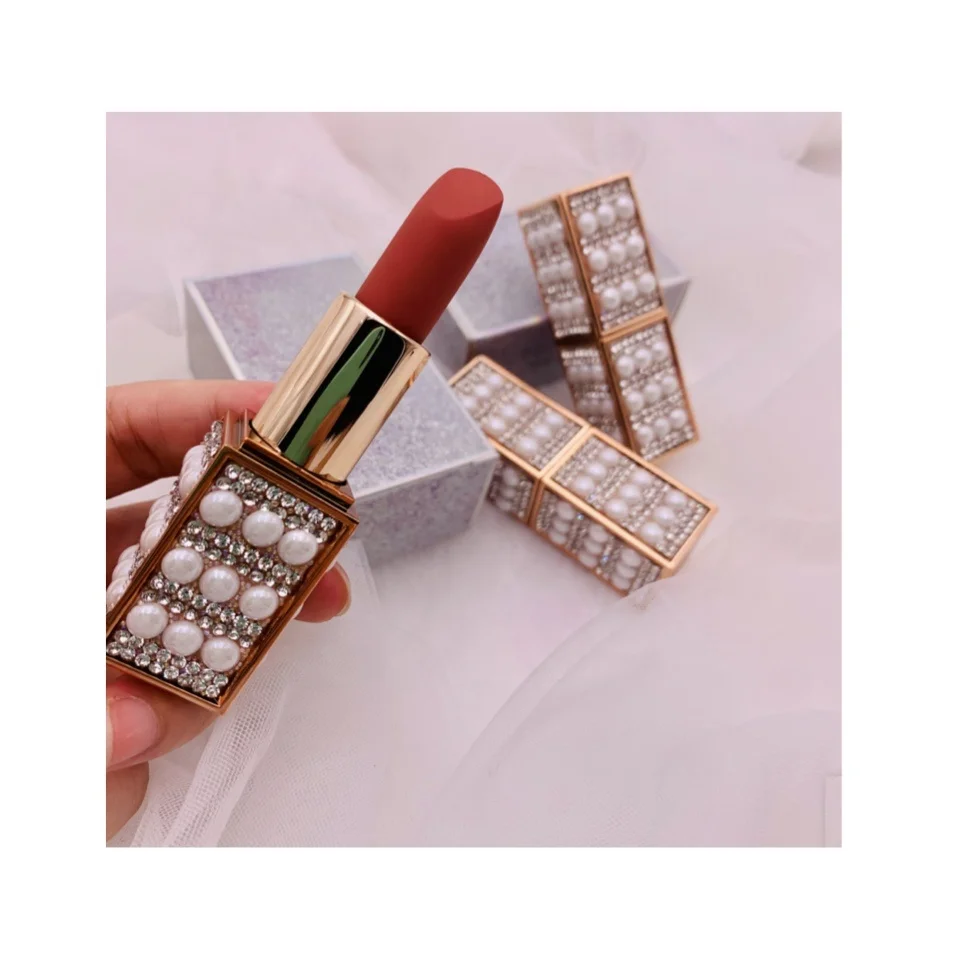 
luxury charm private label cosmetic long lasting matte waterproof lipstick 