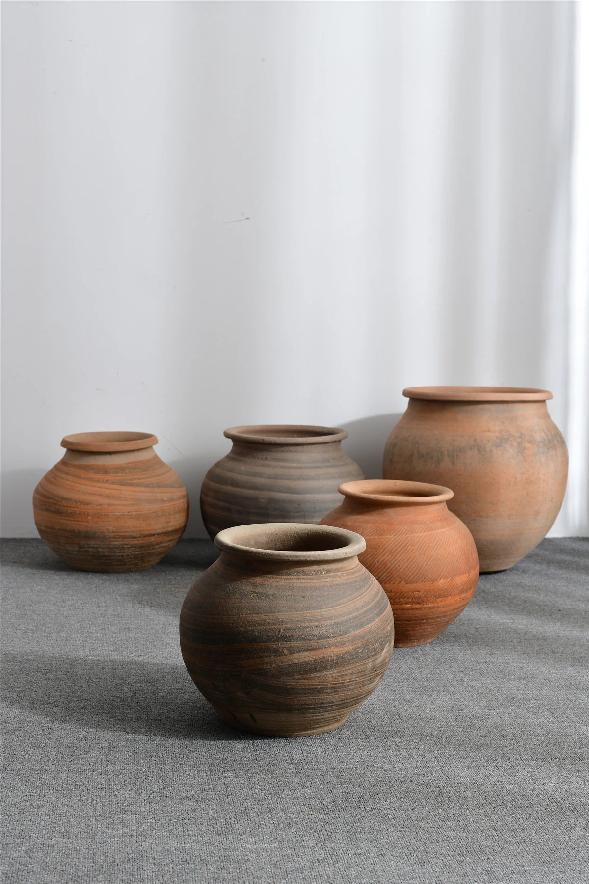 Popular Chinese antique large-capacity ceramic pot large-capacity ceramic pot