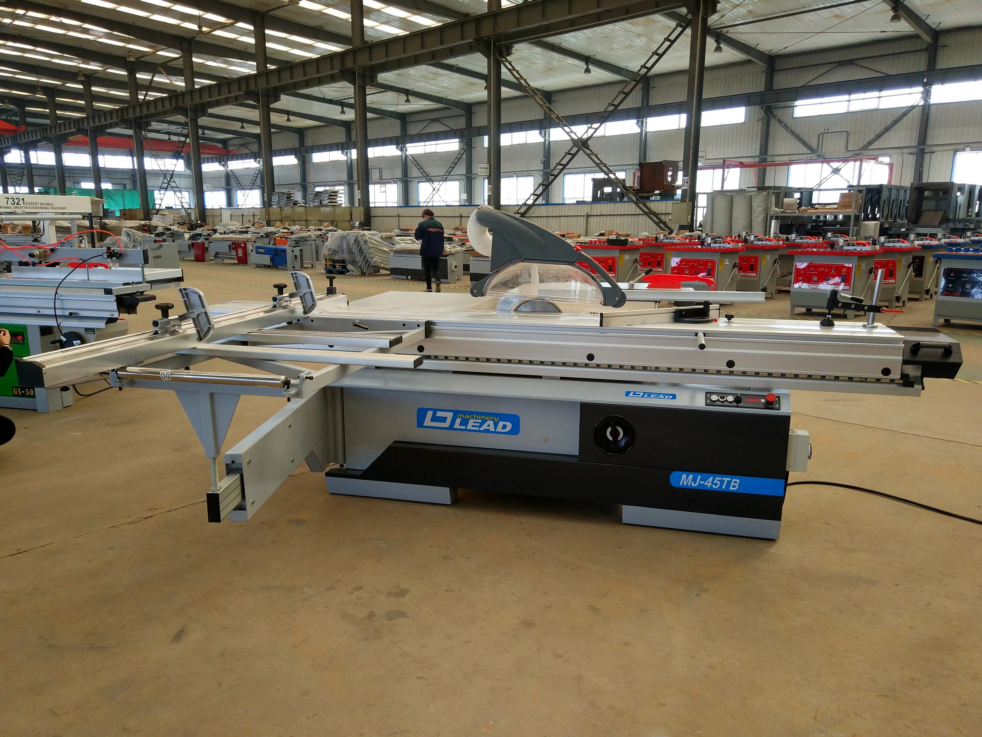 LEAD Sawmill multifunctional sliding panel table saw machinery wood saw machines