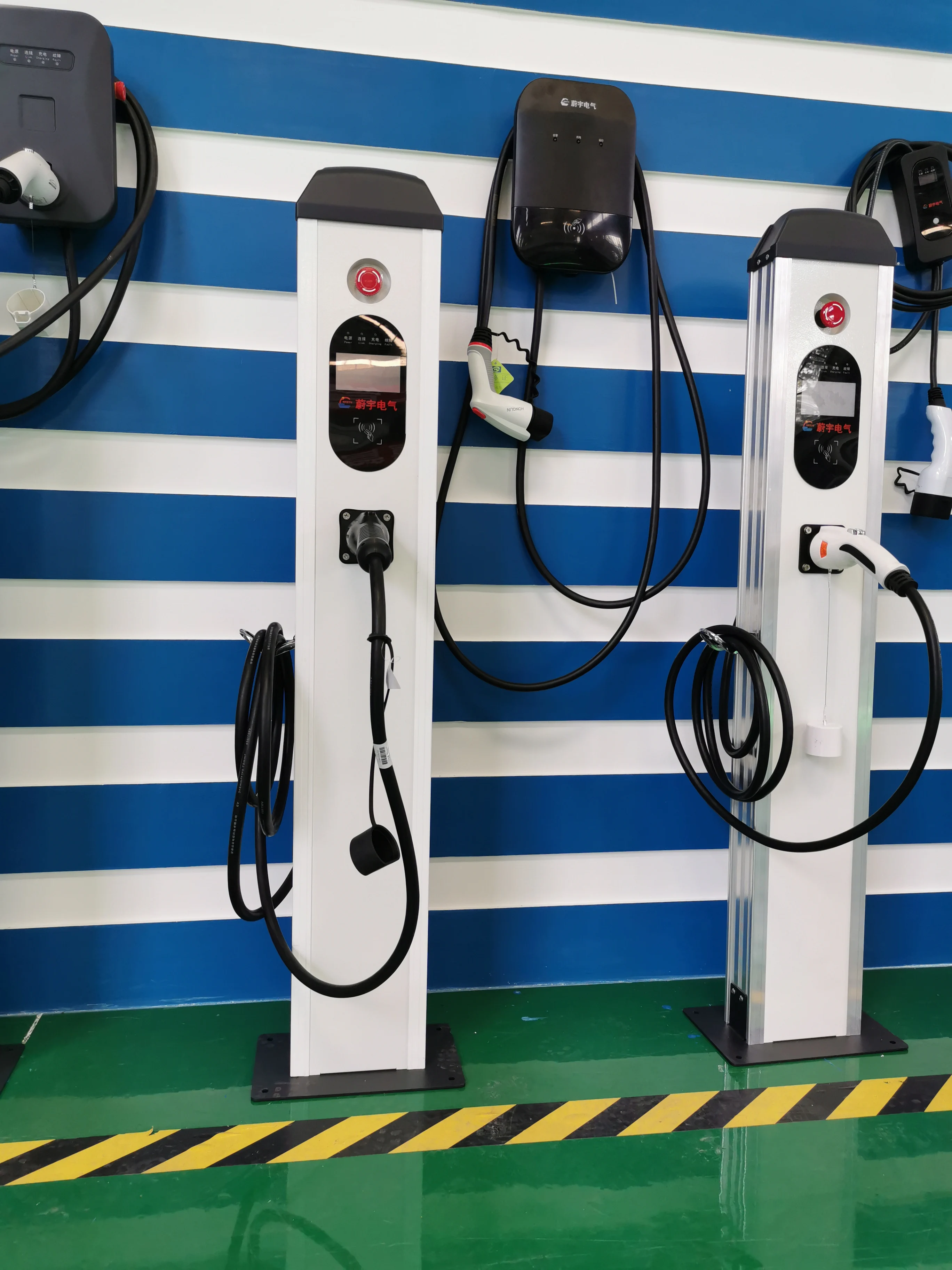  IEC 62196-2 напольный 1-фазный зарядки автомобиля с ветронепроницаемым начесом Новая Энергия электрический автомобиль 32Amp