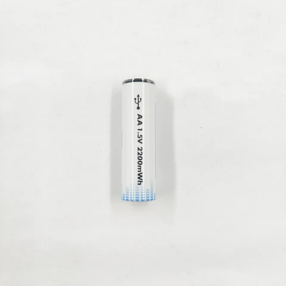 USB 1.5V AA Type-C port Charging 2200mwh Double A Lithium Ion Batteries Micro USB Rechargeable Li-ion Battery With Type-C port