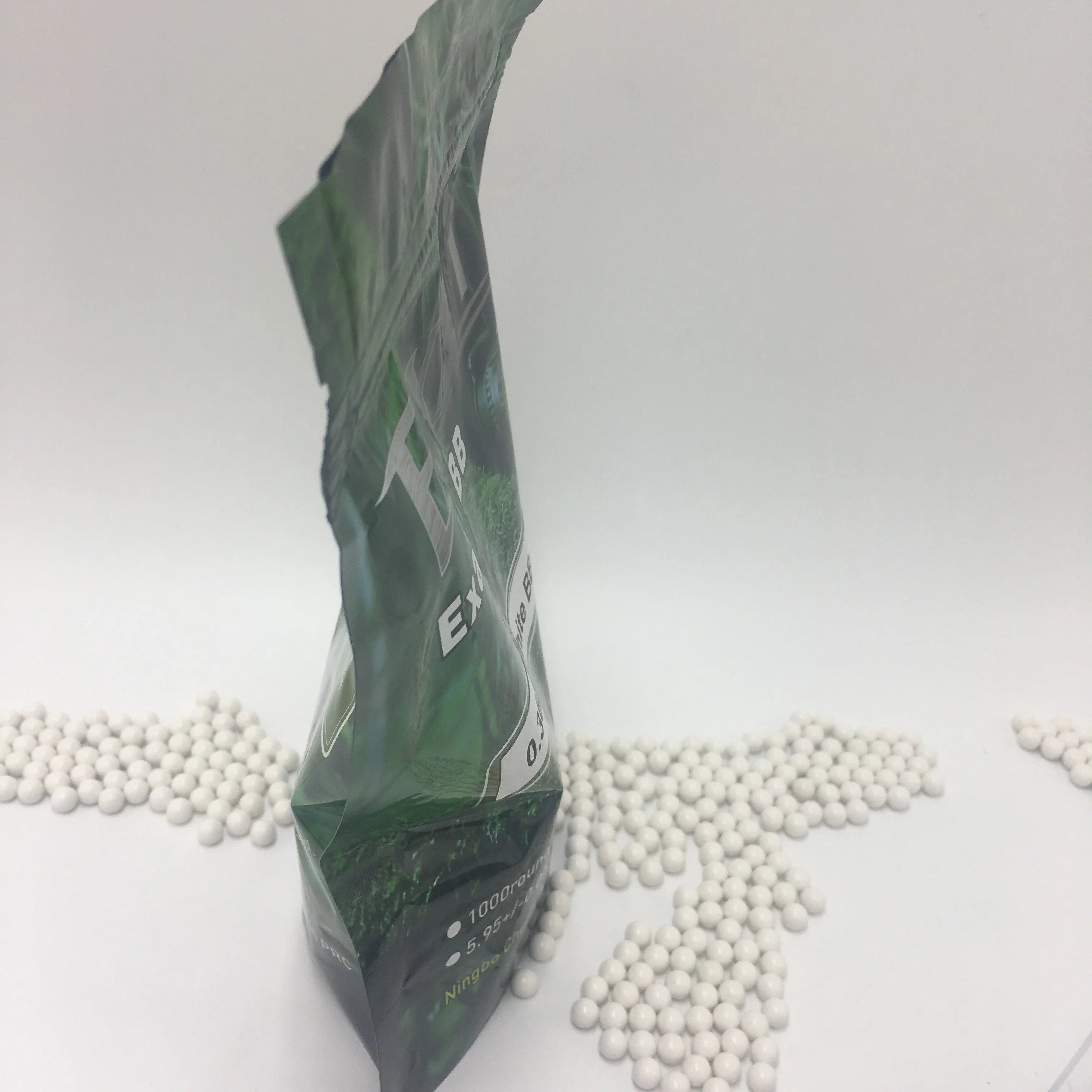 Premium 6mm Normal 0.36g plastic bb pellets 5.95+/-0.01mm in white color