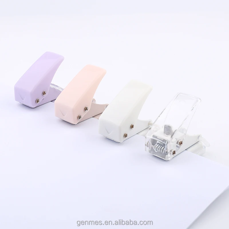 Competitive Price Cute Mini Style manual Pater Hole Punch Machine Wholseasle paper punching machine