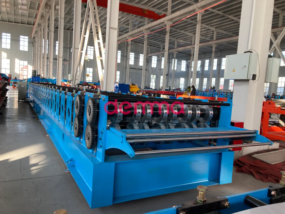 Hydraulic Automatic Metal Steel Deck Roll Forming Machine