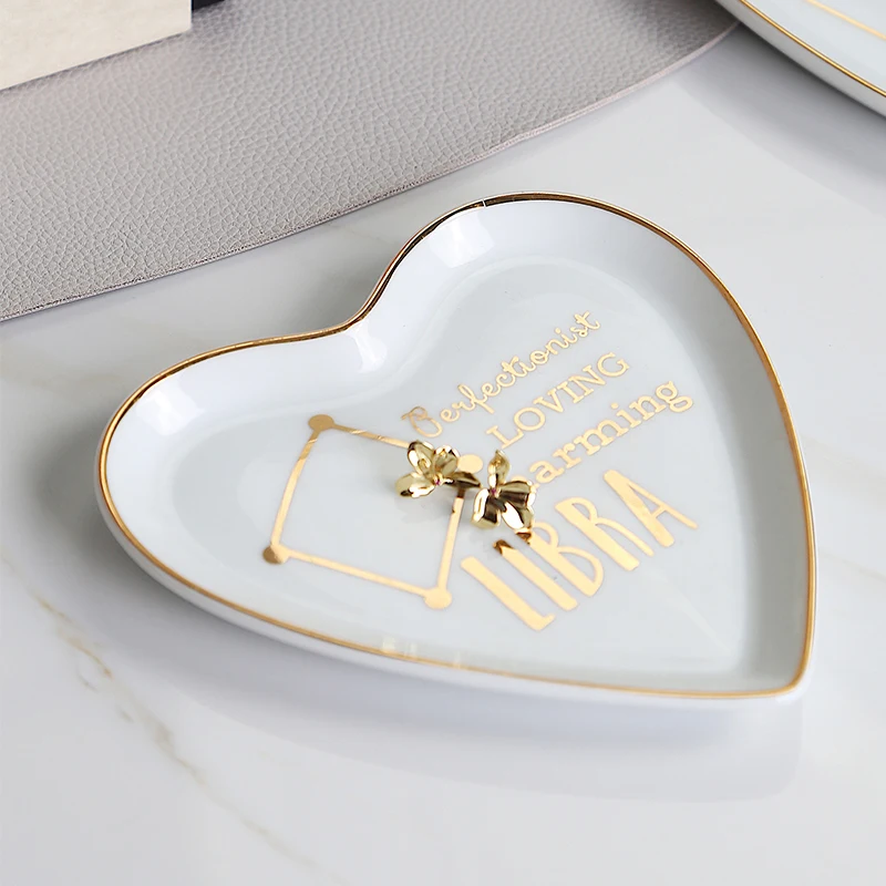 High Performance Exquisite Gold Rim Heart Shape Table Decoration Jewelry Tray for Wedding Gift