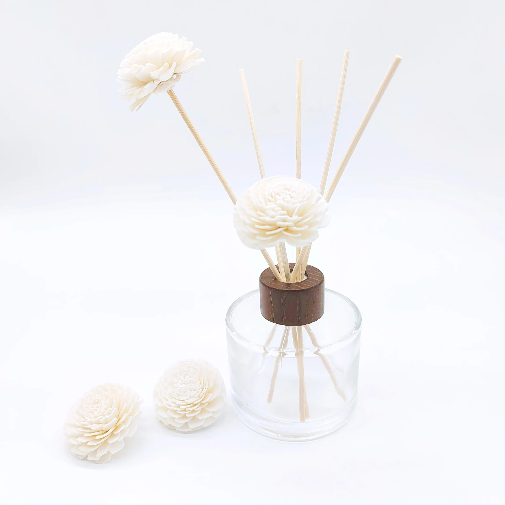 2024 New Products Hot Sale Natural White Sola Flower with Cotton Ropes Reed diffuser Flower stick