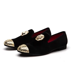 Мужские лоферы с золотой пряжкой, Мужская черная бархатная повседневная обувь, вечерние туфли, новые тапочки, обувь на плоской подошве