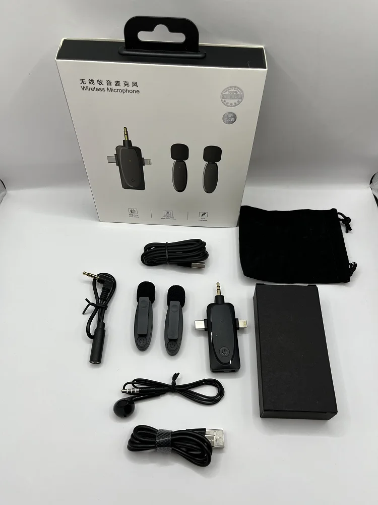 2022 hot selling 3 in 1 professional rechargeable wireless microphone with 3.5mm Type-c Light prot
