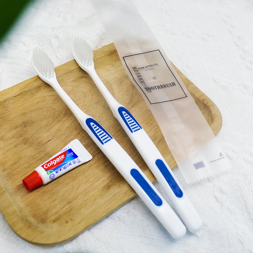 OEM Factory Price Deluxe Hotel Dental Kit with Colgate 5ml Toothpaste and No-slip Toothbrush For Business