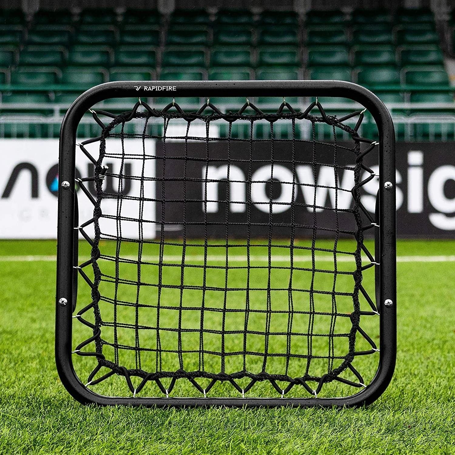 LXY-046 портативный ручной футбольный Rebounder для вратаря тренировочное