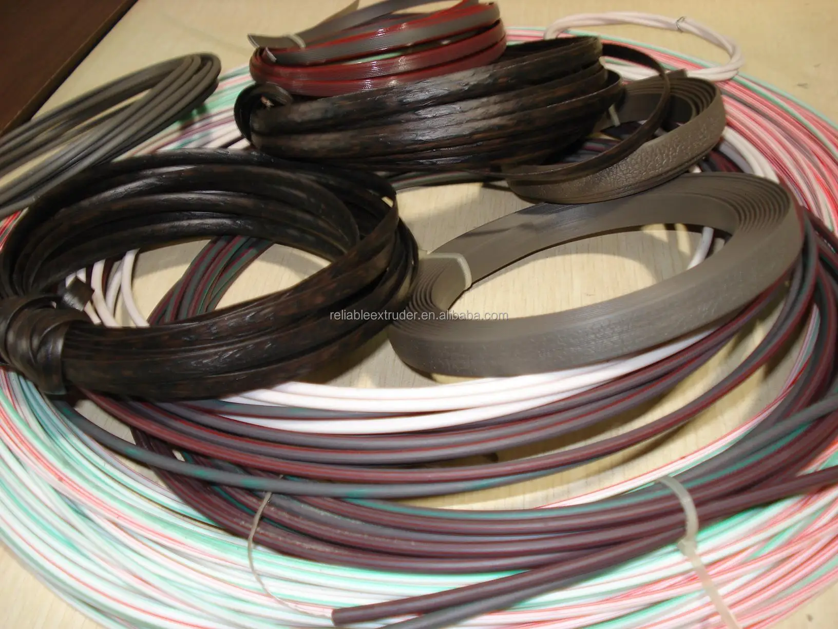 factory price   outdoor furniture plastic rattan making machine