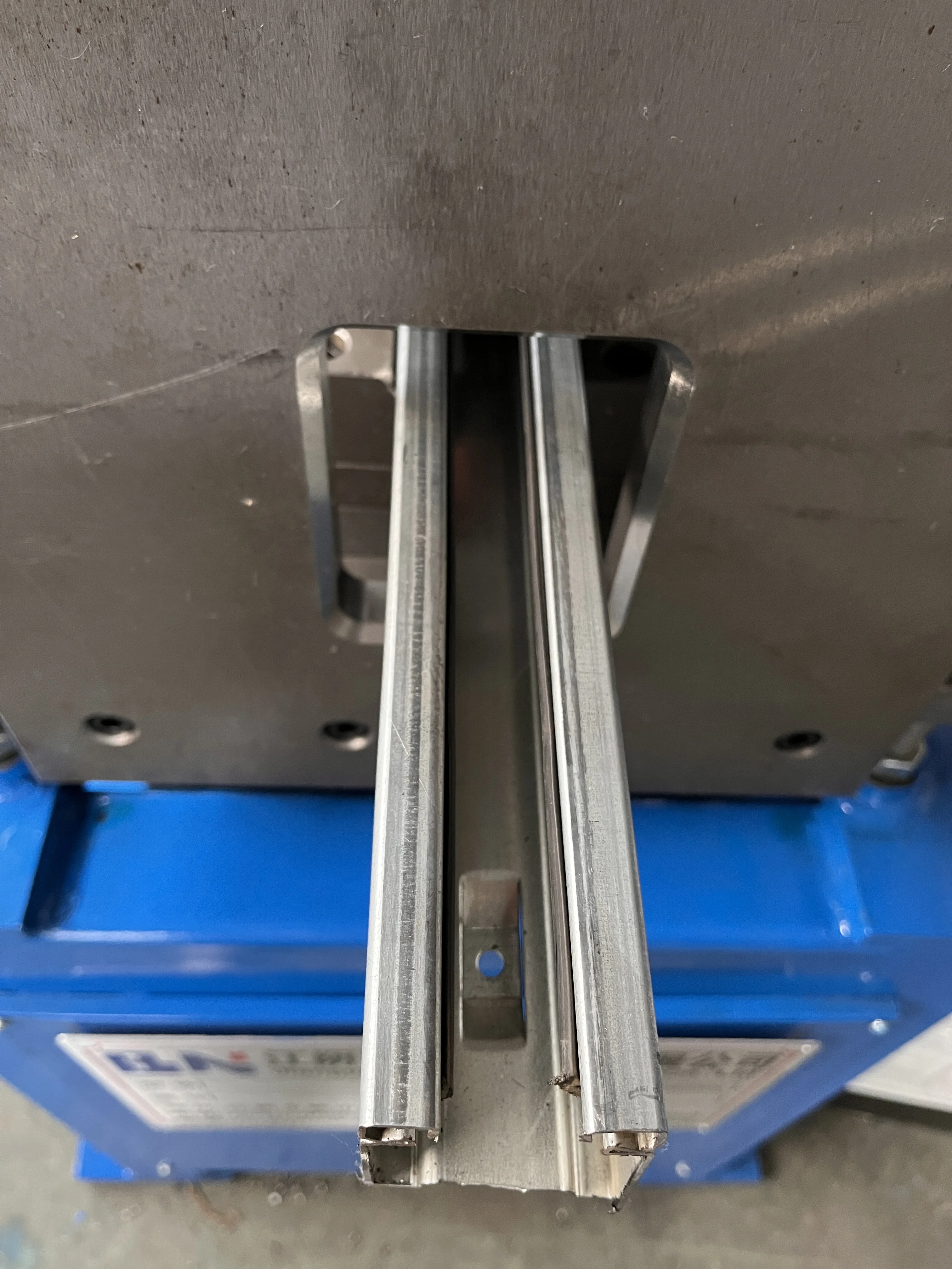 BN ODM High Speed Shutter Door Guide Rail Machine Guide Rail For Shutter Door Machine