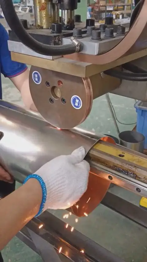 seam welding machine of tin cans, longitudinal seam welding machine for stainless steel, mechanical machines welding