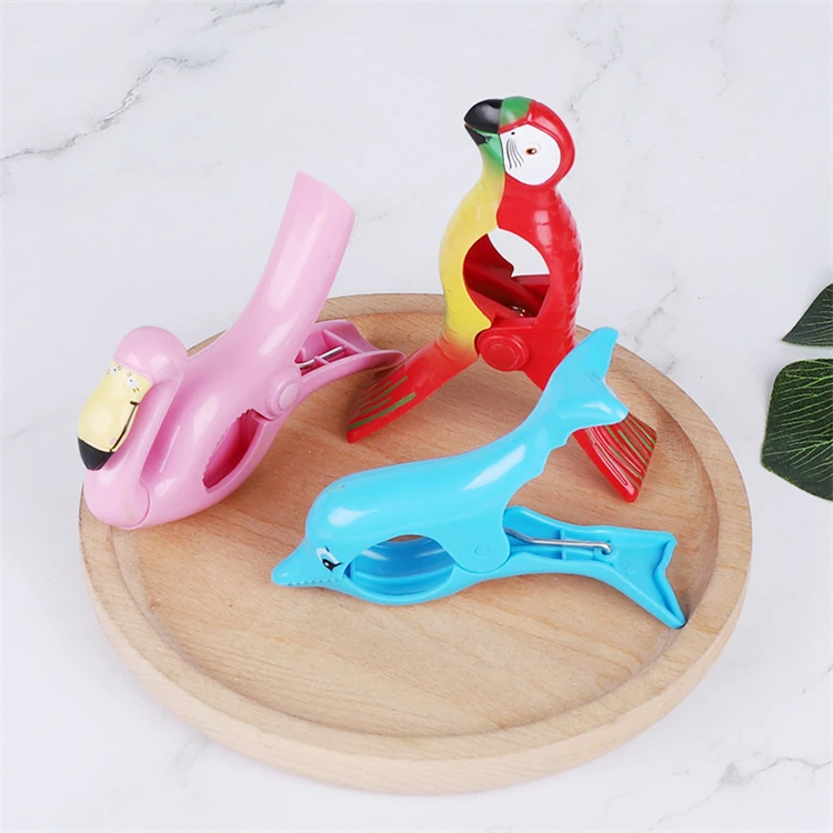 plastic summer innovative custom wholesale beach towel clips pegs for beach chair