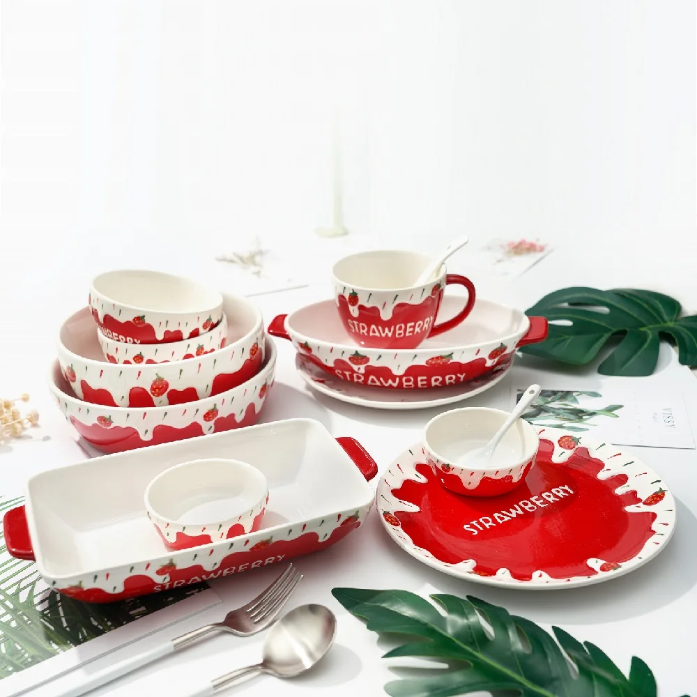 Wholesale Hand-painted Strawberry Dinnerware Set Stoneware Food Bowls Salad Fruit Dessert Bowl Ceramic Plate Baking Plates