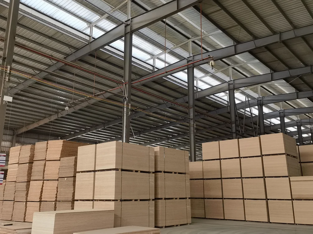 Modern Design MDF Board Electrostatic Powder Coating Durable E0 HomeDeco Wardrobe Door Panel PVC Indoor Furniture Use