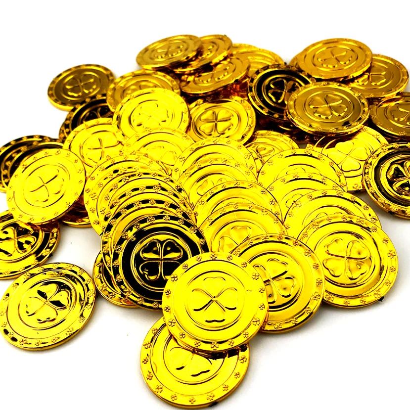 Новые пластиковые зеленые и позолоченные монеты на удачу в честь Дня Святого Патрика