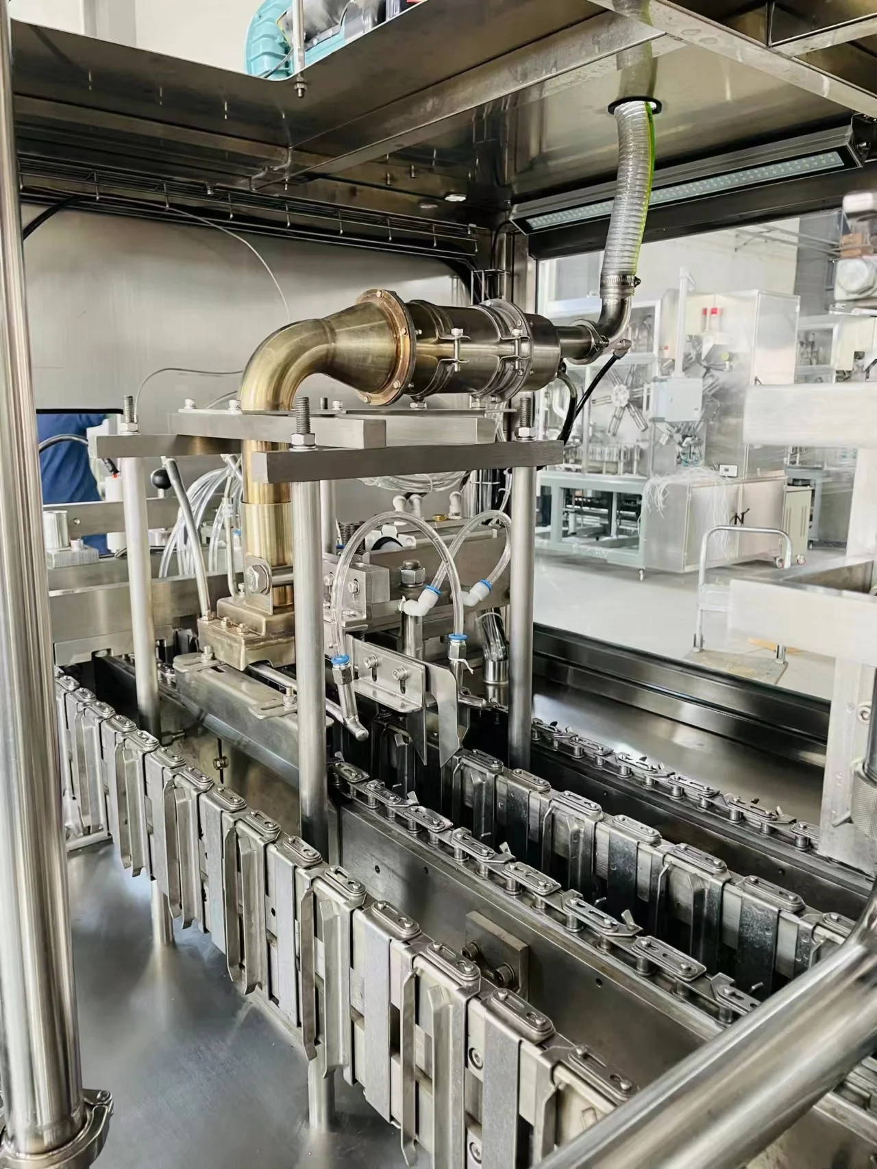 Milk/Juice/Water/Wine Automatic Gable Top Filling Machine